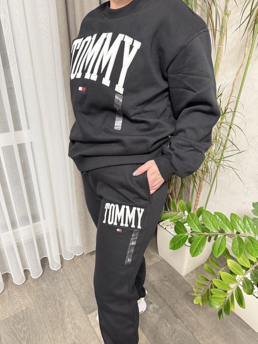 костюм оригінал Tommy Hilfiger
