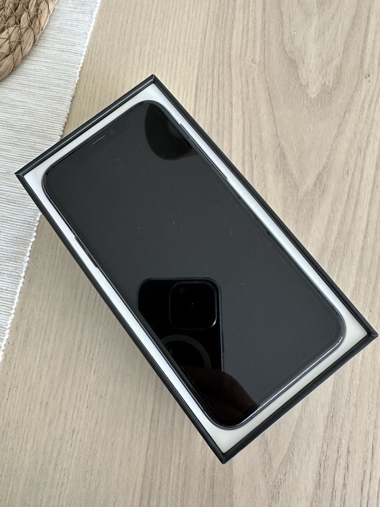 iPhone 11 Pro - Cinzento Sideral