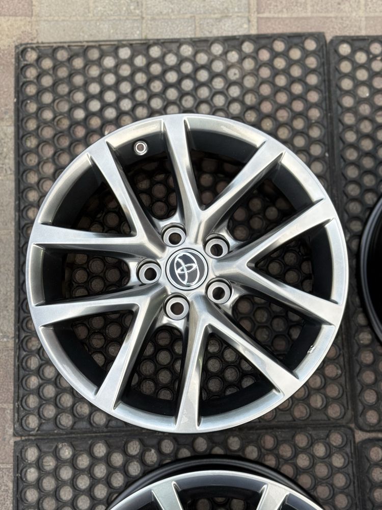 Диски оригінa toyota camry 70 avalon avensi lexus is gs es 5 114,3 r17