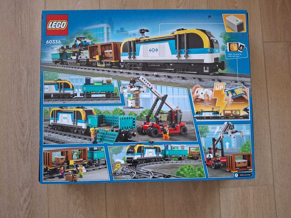 LEGO City 60336 - Pociąg Towarowy