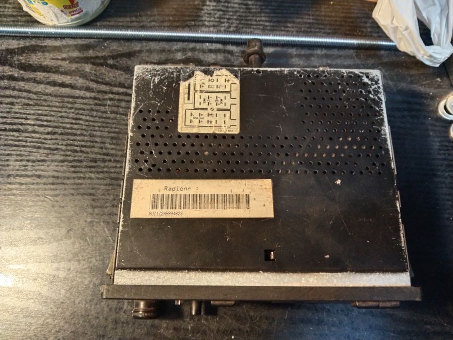 Radio Audi 80 B4 orginalne audi kaseciak