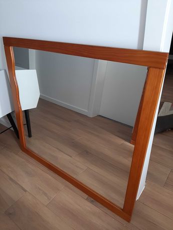 Vendo Espelho 115×100 madeira