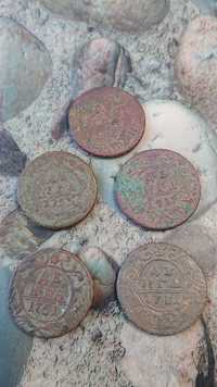 Монеты деньга разные .