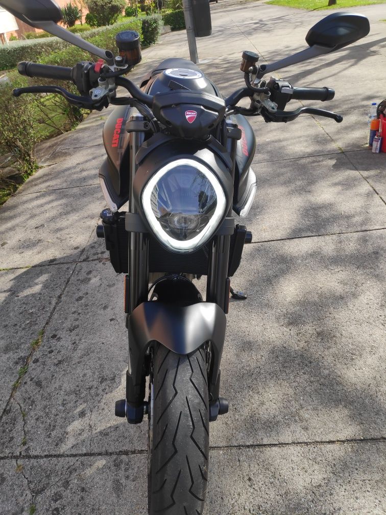 Ducati Monster 937 Dark Stealth