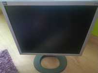 monitor Hyundai B70A