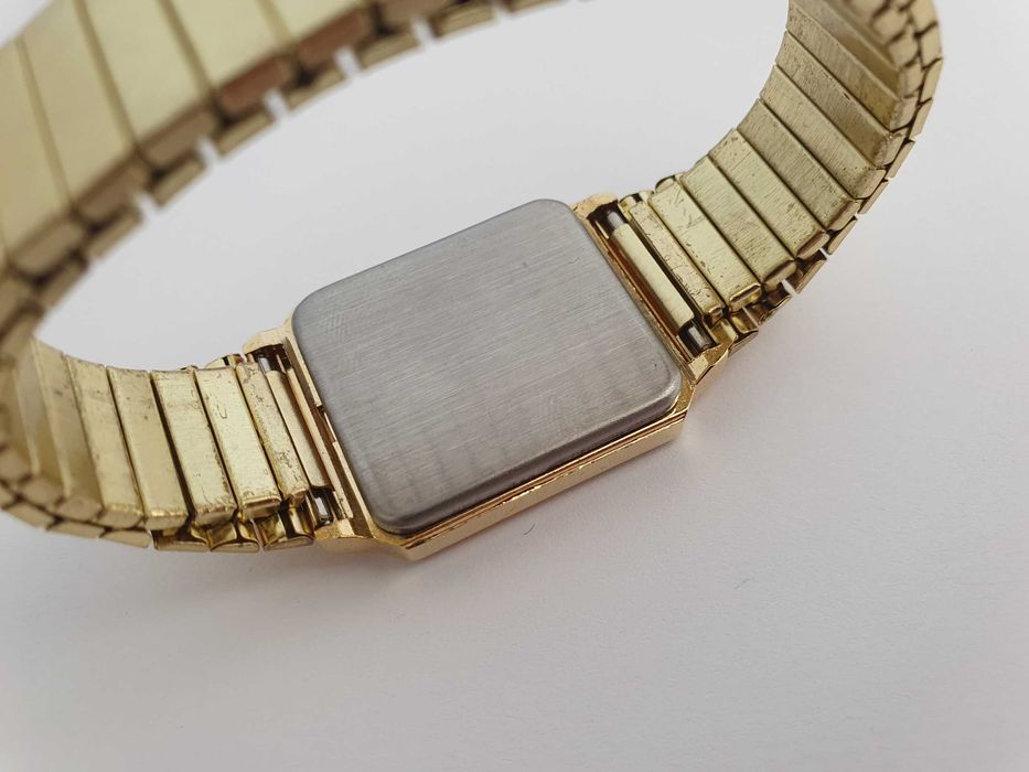 Zegarek LCD Quartz Vintage