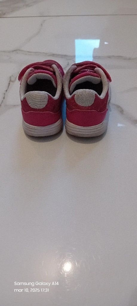 Buty wiosenne dla dziewczynki roz.22