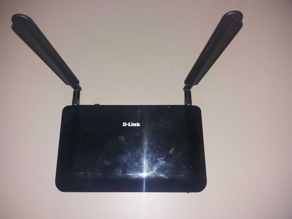 Router Wi-Fi LTE 4G D-Link DWR-921