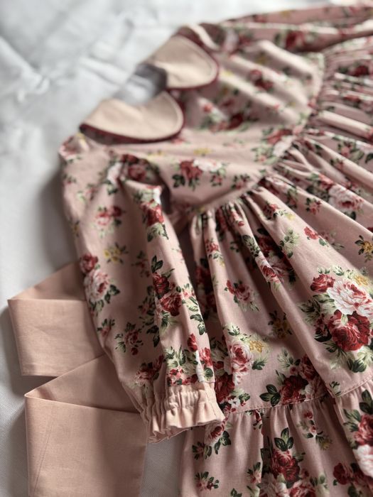 Продам дитячу сукню