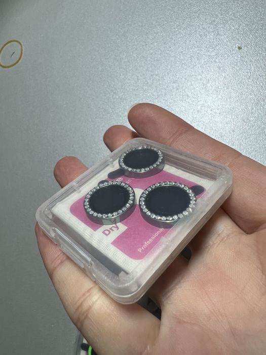 Защитное стекло на камеру для iPhone