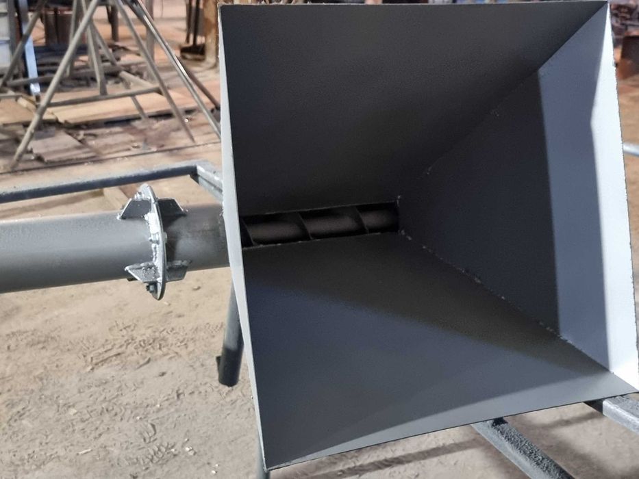 Купити шнековий погрузчик для погрузки зерна купить шнек для зерна