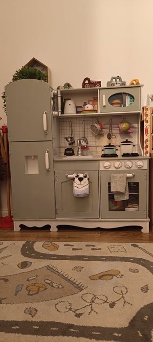 Kuchnia drewniana z dźwiękiem i światłem