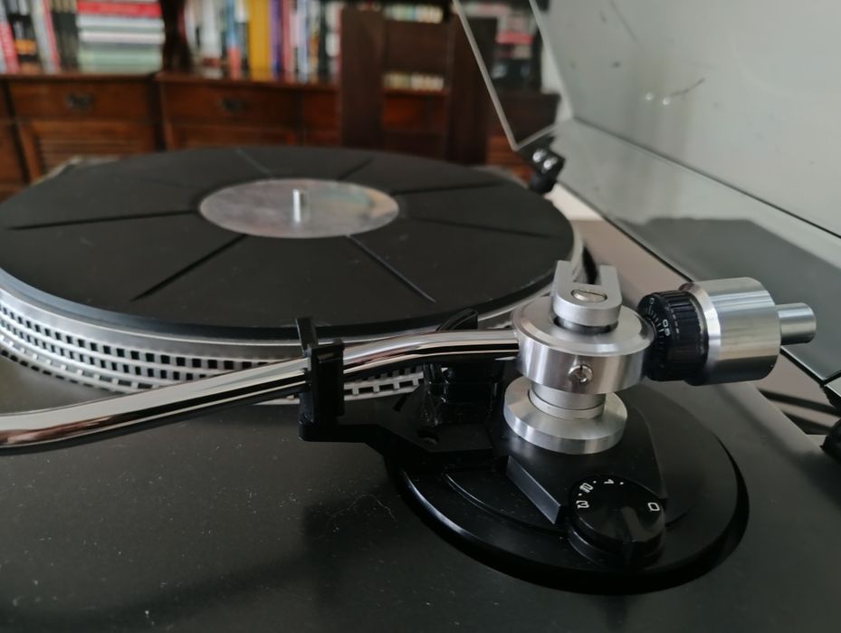Gramofon Fisher MT 6340