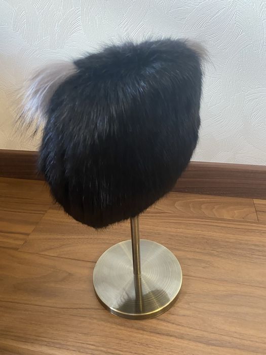 Продам меховые шапочки зимние