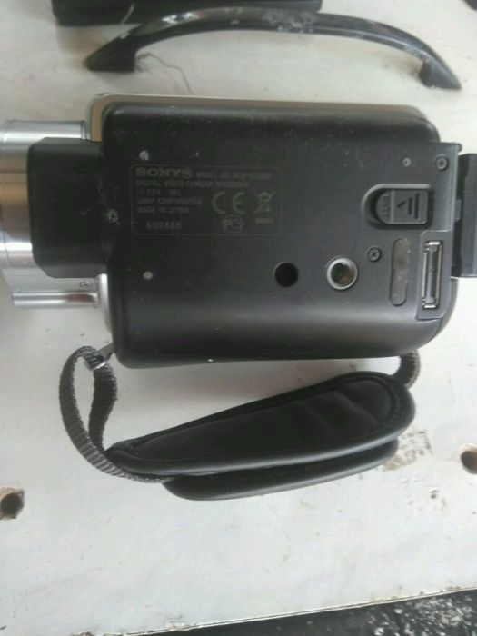 Видео камера Sony DCR-SR300E