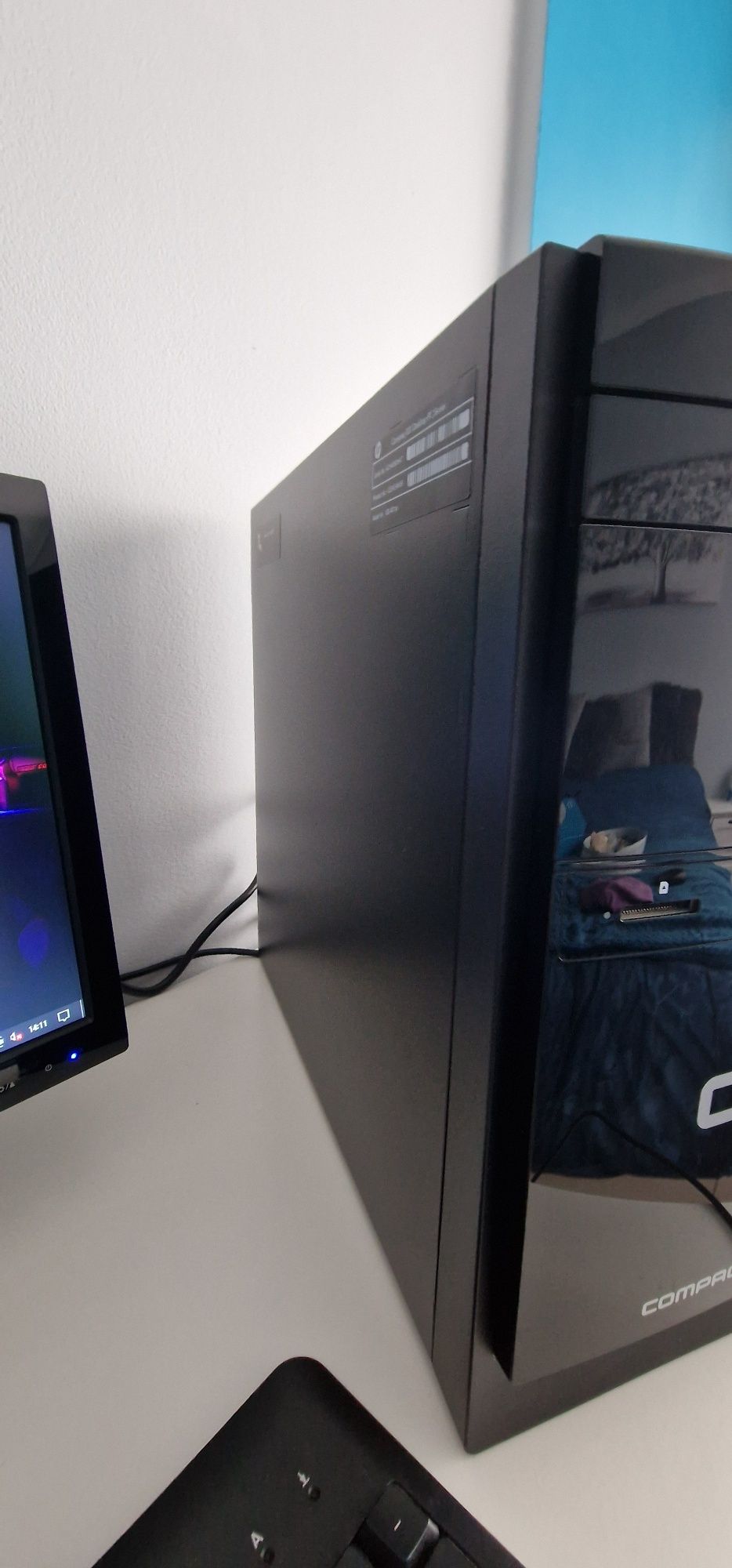 Desktop completo AMD E1 6010 com AMD Radeon R2 \8GB\128GB\WIN 10