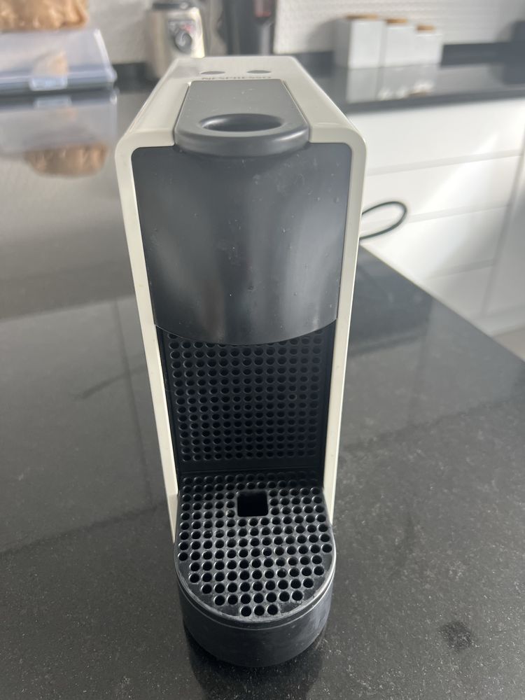 Máquina de Café Delonghi