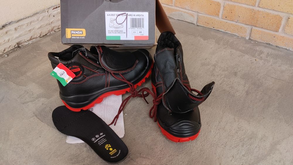 Panda obuwie robocze vibram nowe 43