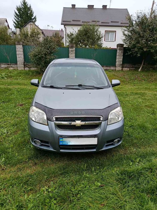 Автомобіль Шевроле Авео