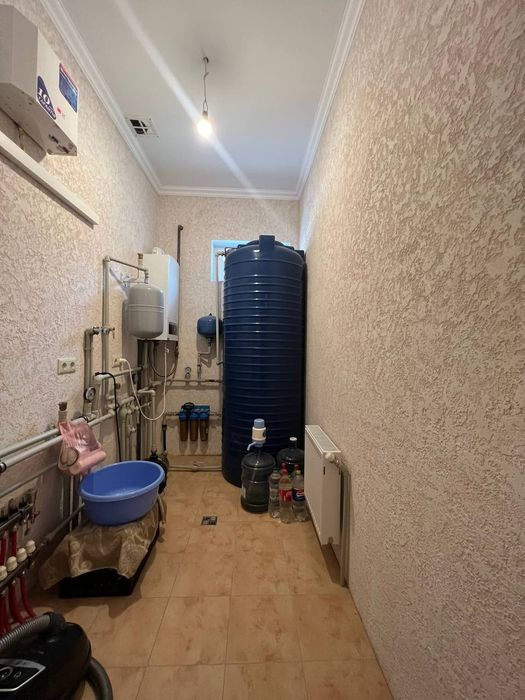 Дом в Совиньйоне с ремонтом. 7 соток. Пакет документов