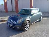 Mini Cooper D ano 2011 gasóleo
