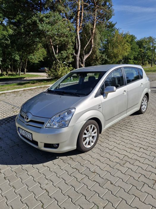 Toyota Corolla Verso 2.0 D-4D Prestige 7 osobowa