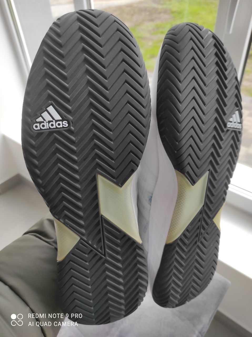 ОРИГІНАЛ 100% Кросівки для тенісу Adidas Adizero Ubersonic 4 Tennis Sh