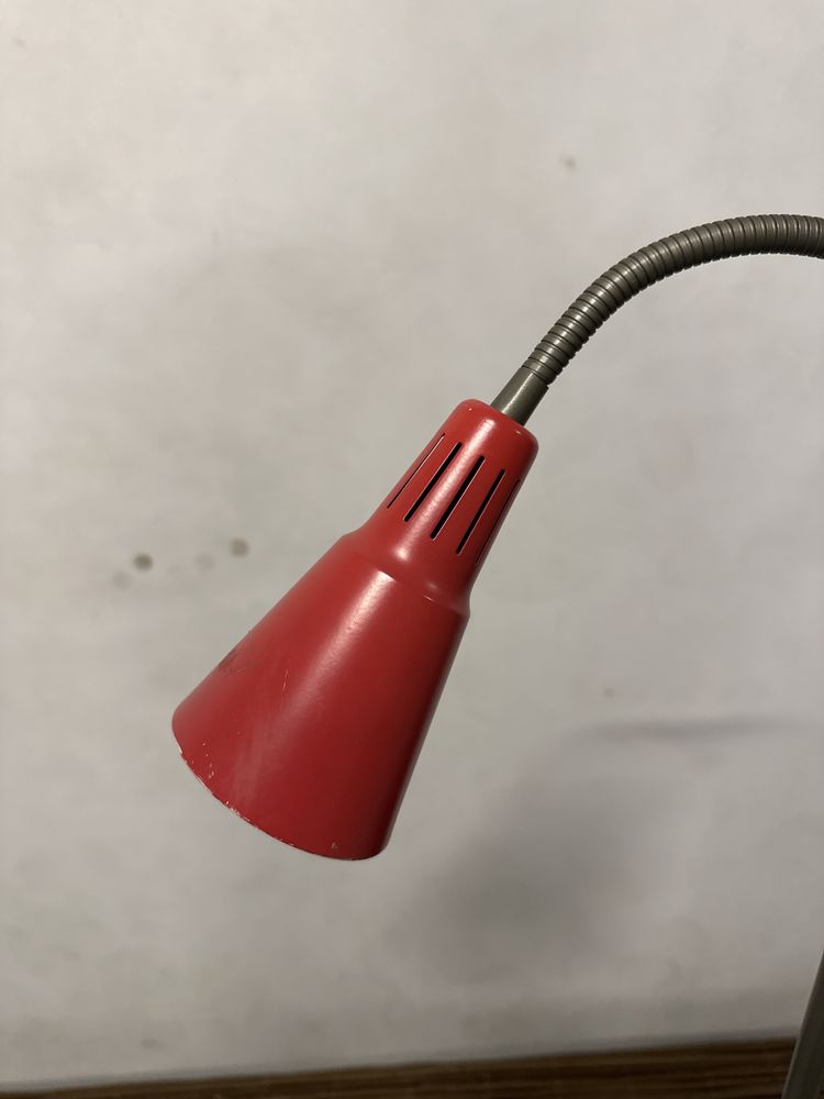 Candeeiro Ikea a funcionar