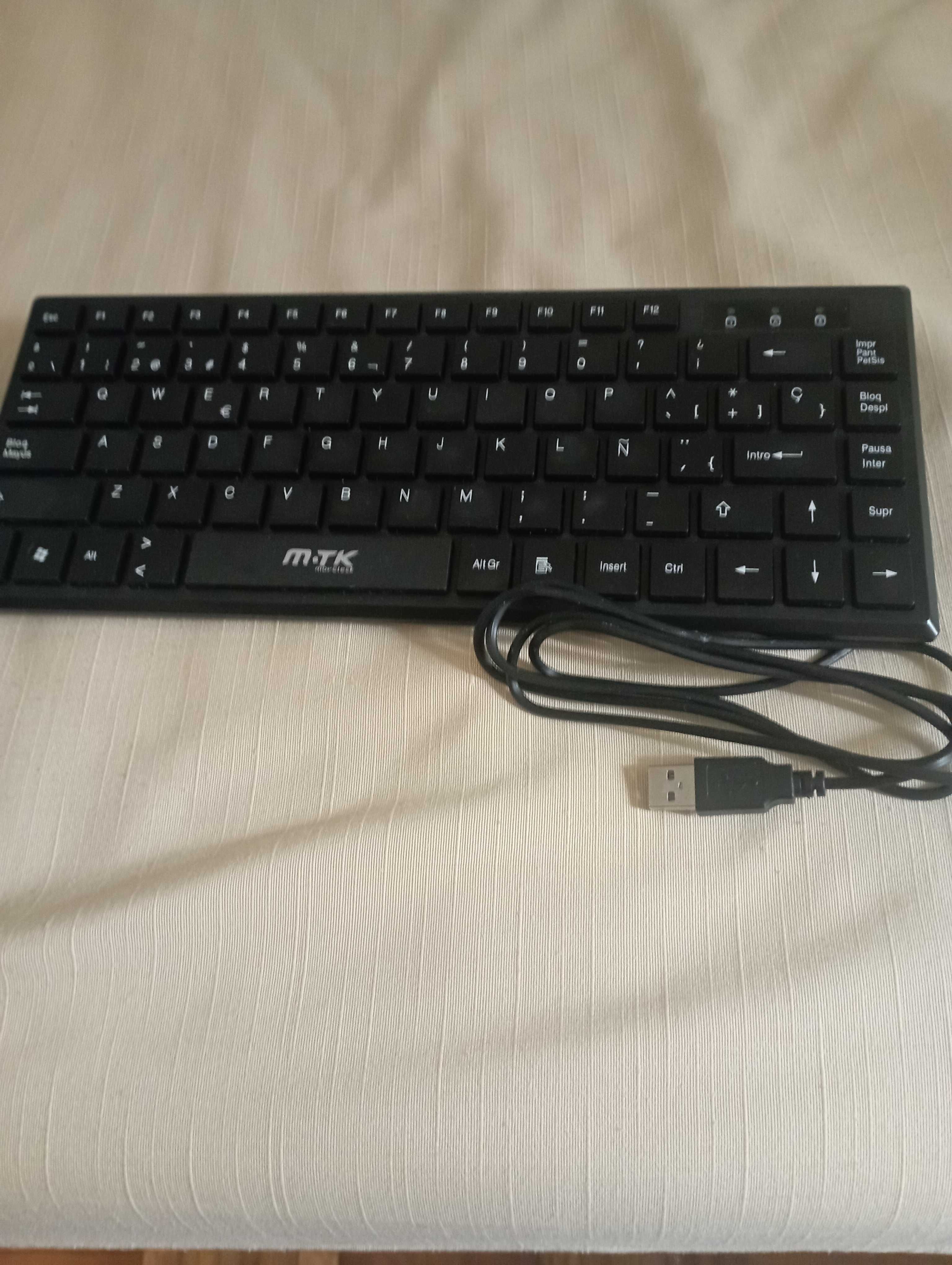 Teclado como novo