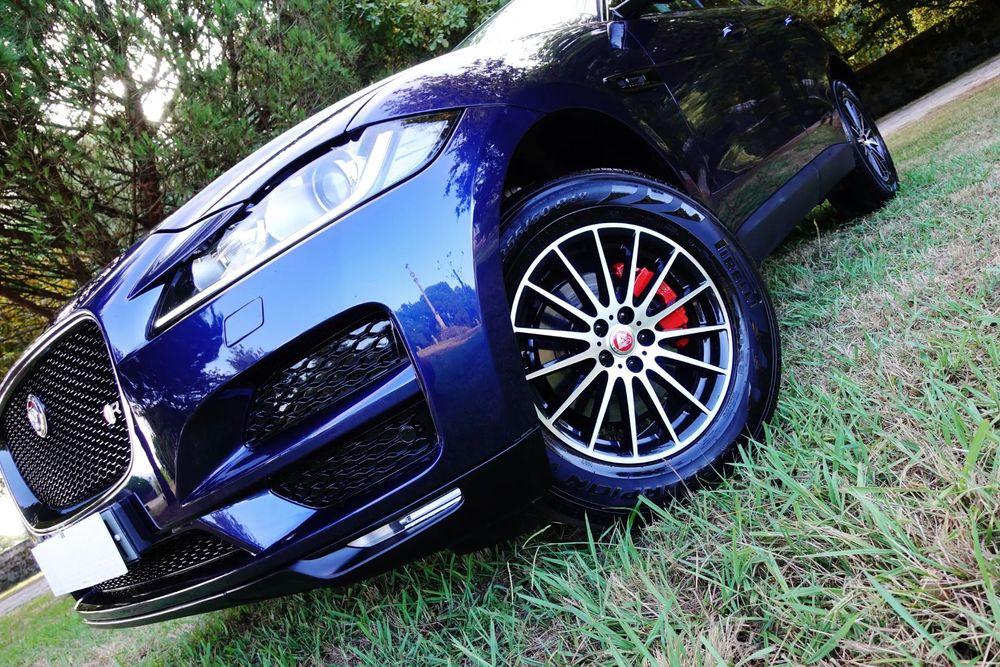 Jaguar F-Pace 2.0 i4D R-Sport Aut.