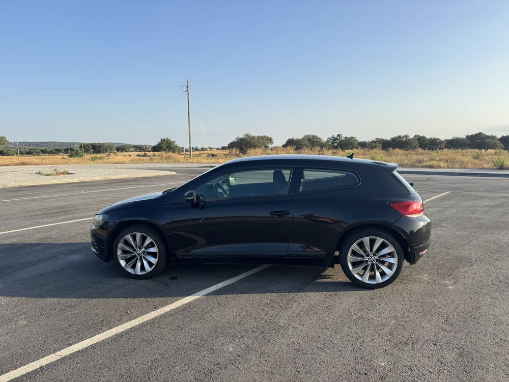 Volkswagen Scirocco 2.0 TDI Nacional 2 registos
