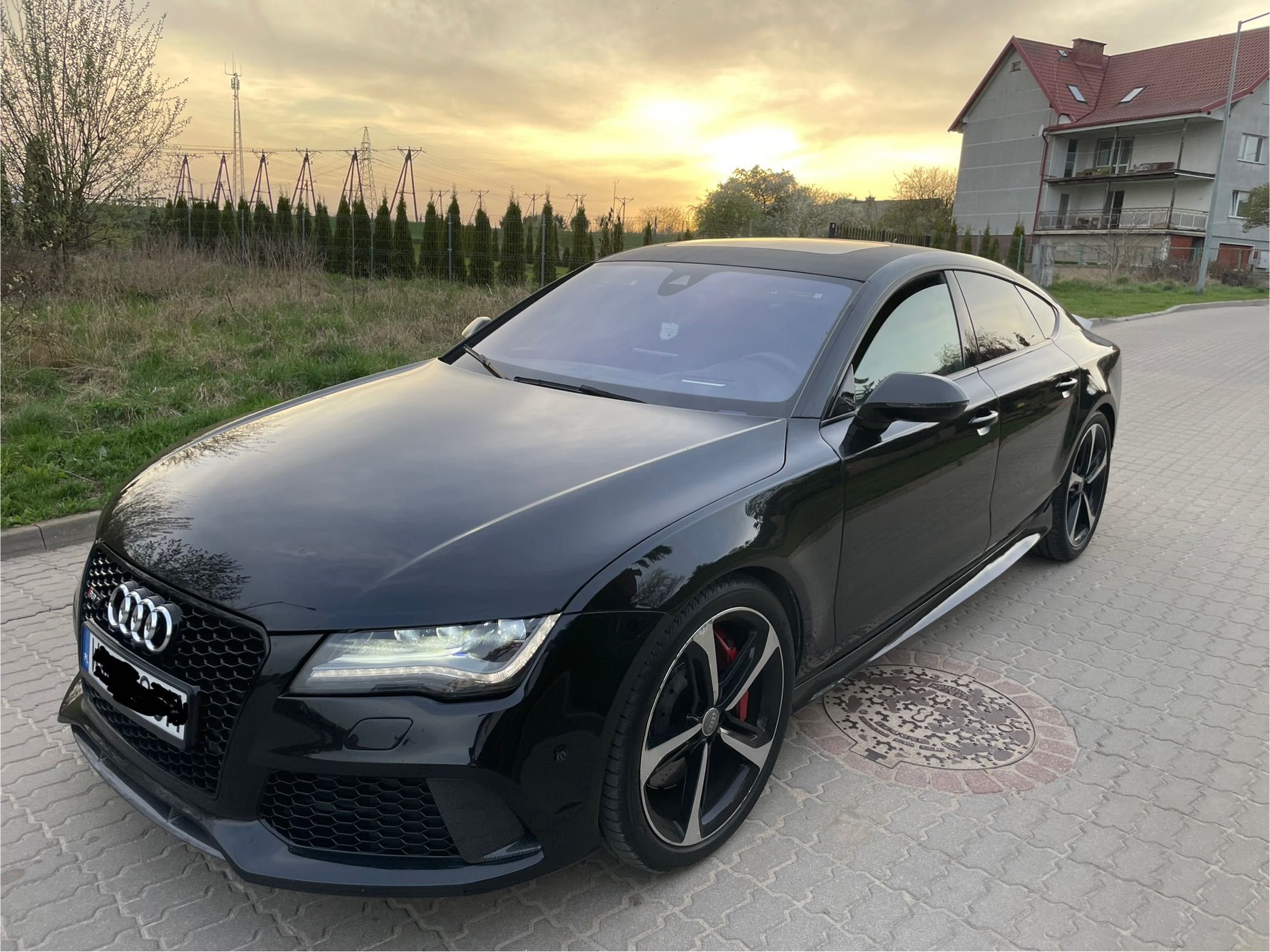 Piękne Audi RS7/ Full Wyposażenie/Mega Stan. 98 tys przebieg/ Zamiana