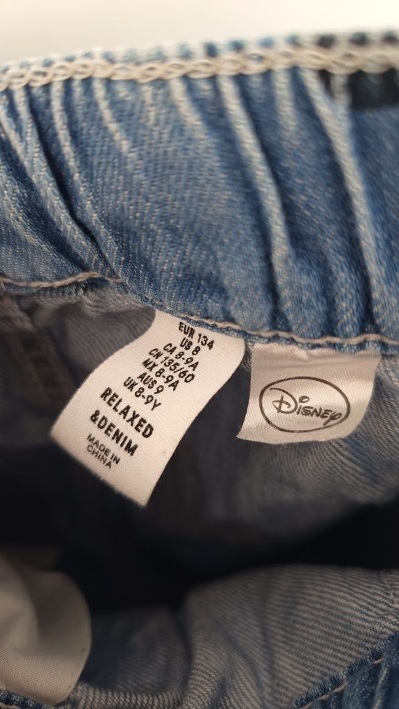 Dżinsowe spodnie z Myszką Miki - H&M Disney
