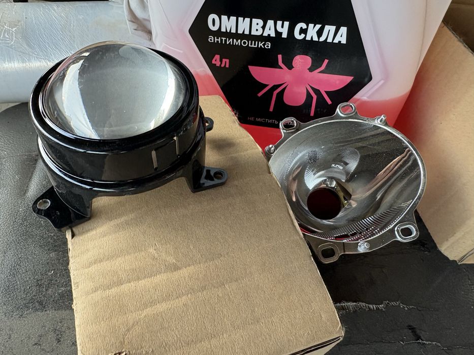 Лінзи Mazda CX-7 оригінал