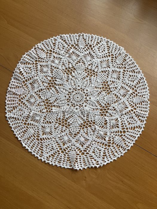 Serwetka szydełkowa 40cm