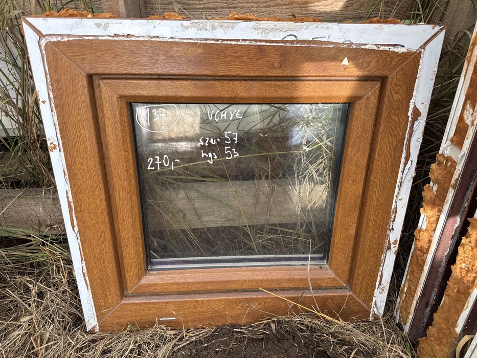 1x okno plastikowe 57x53 uchylne zloty dab (wysylka, super stan)