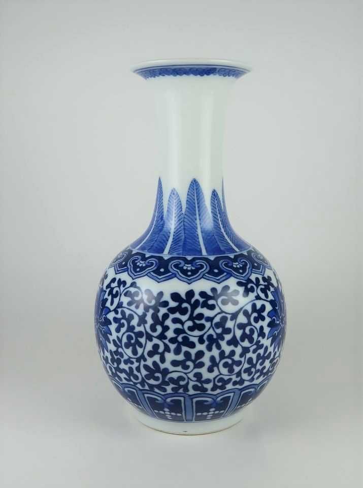 Jarras em Porcelana azul e branca da China - Jingdezhen, cada