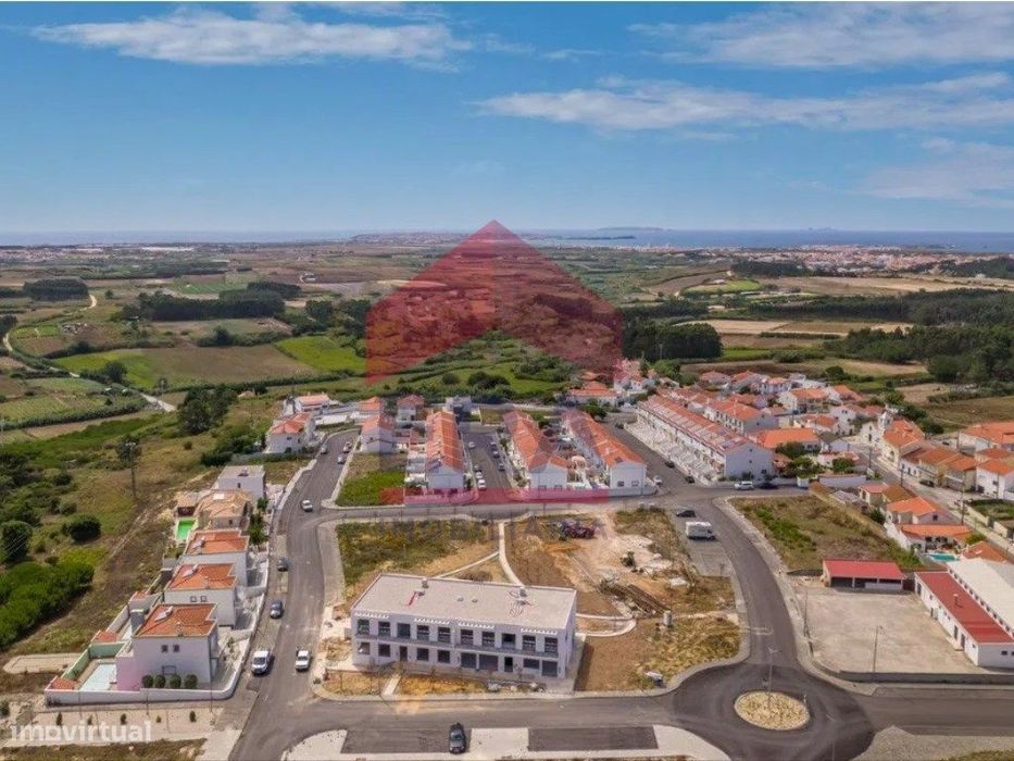 Loja nova de 86,35m2 em Casais de Mestre Mendo - Peniche