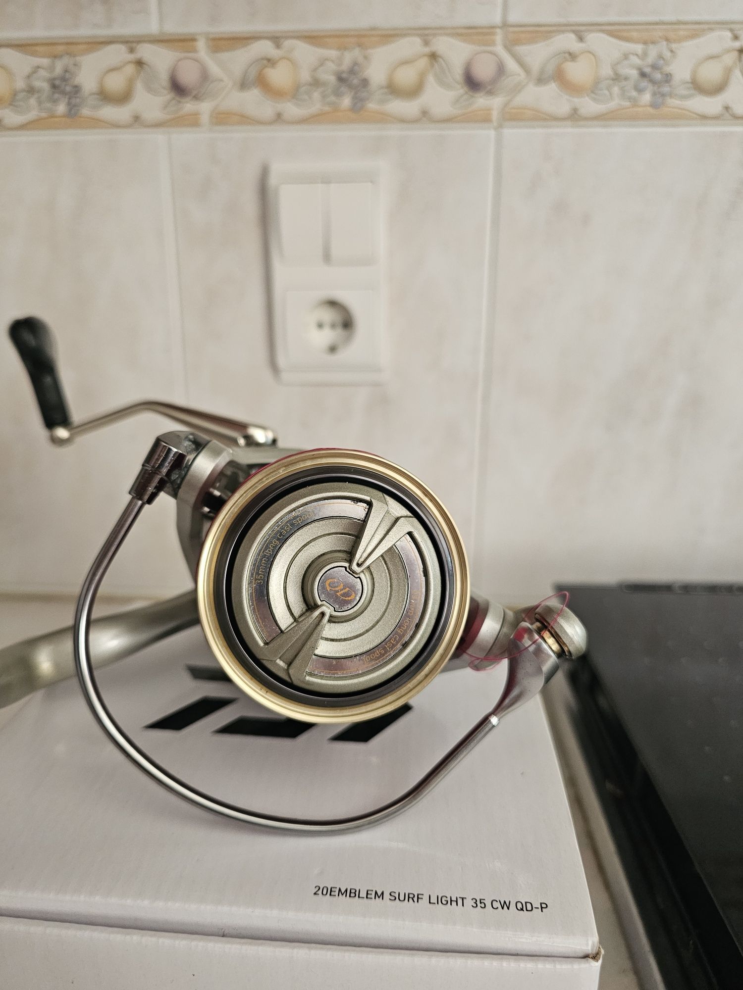 Daiwa emblem surf light 35