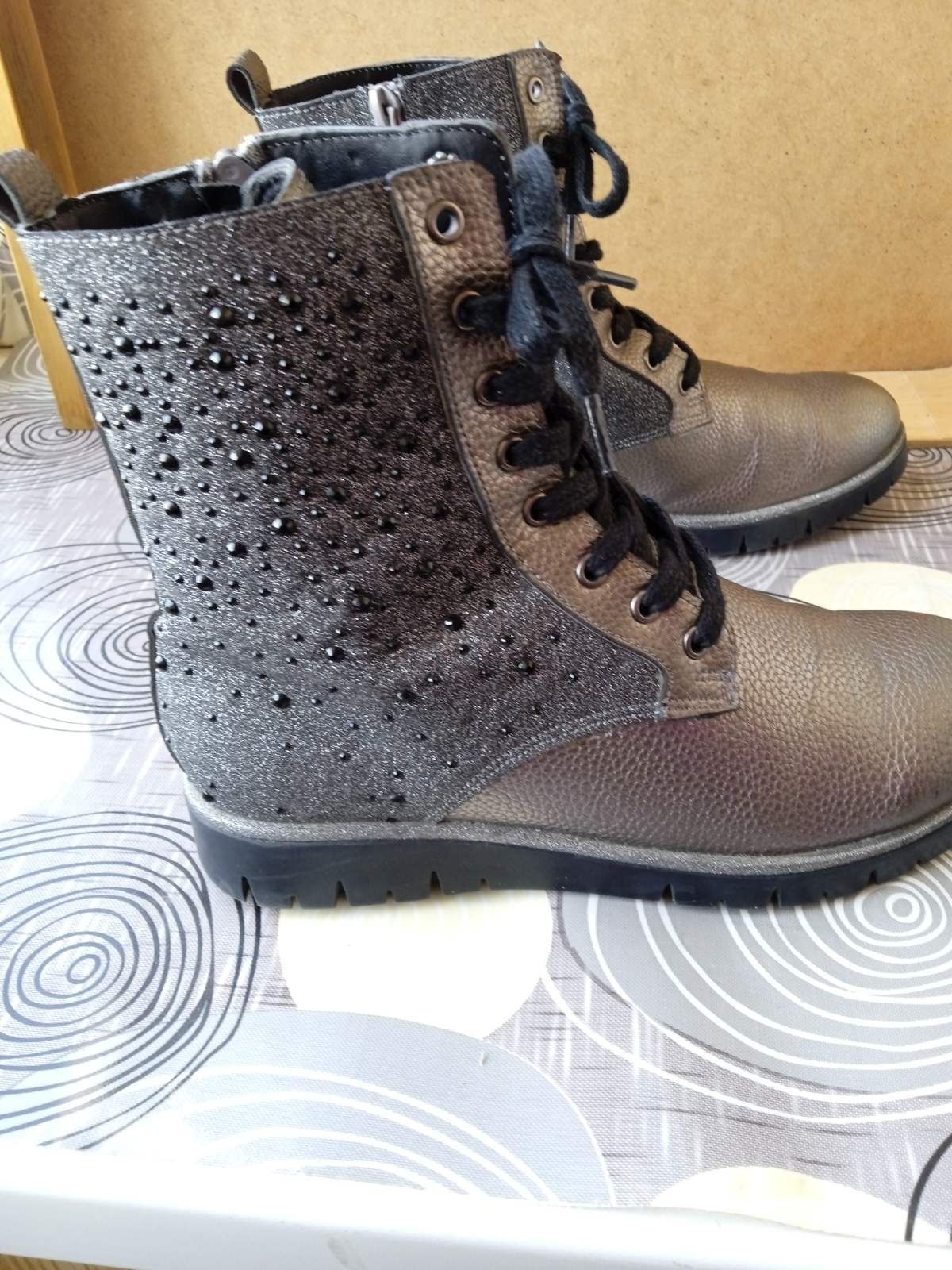Buty/kozaki/śniegowce zimowe dla dziewczynki, 35