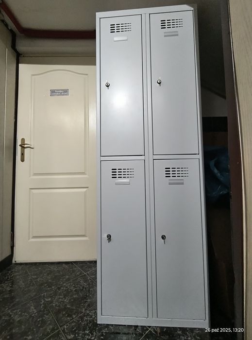 Szafka BHP metalowa socjalna na ubrania 4 skrytkowa