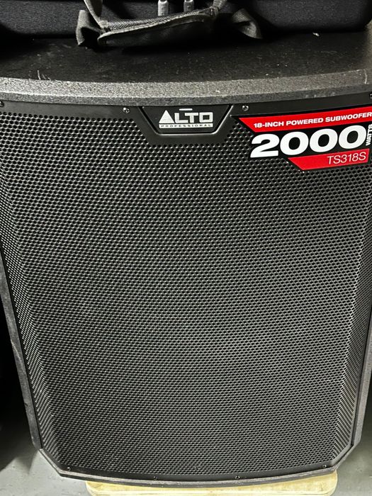 Sub grave Alto Ts318S 2000w como novo