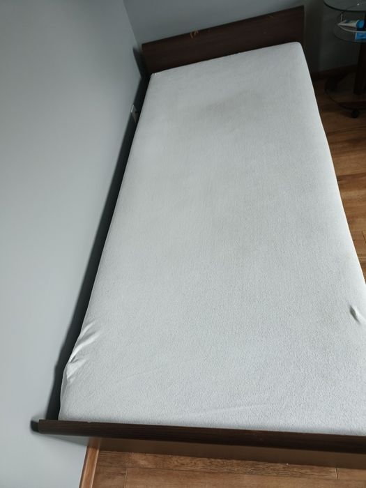 Łóżko jednoosobowe 90/200