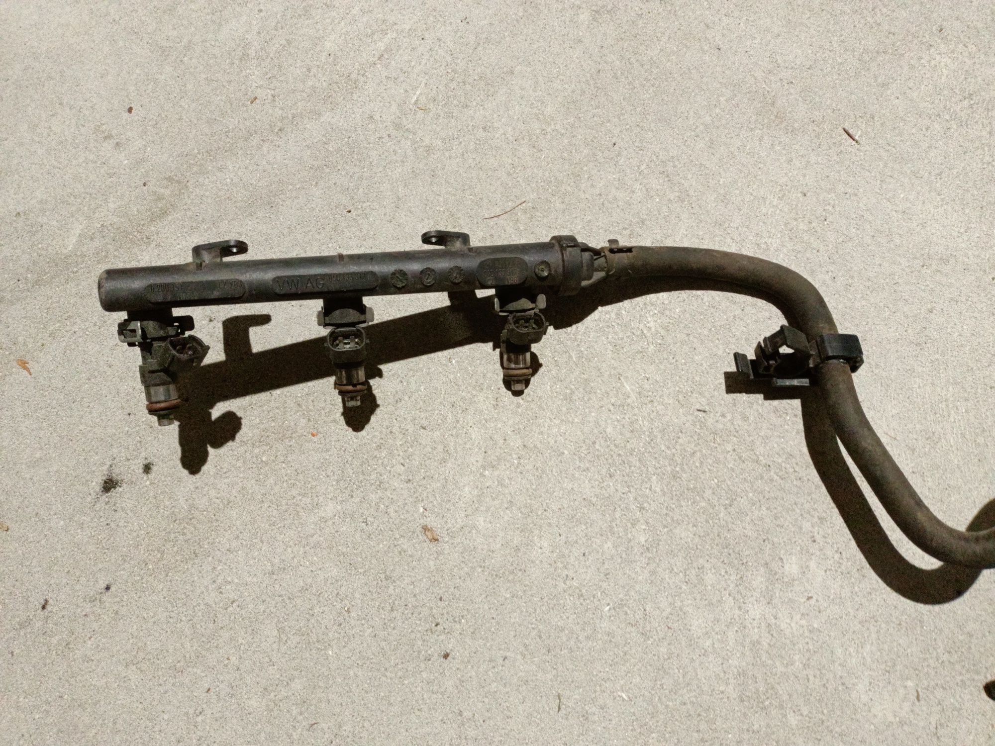 Kompletna listwa wtryskowa z wtryskami VW up skoda citago seat mii