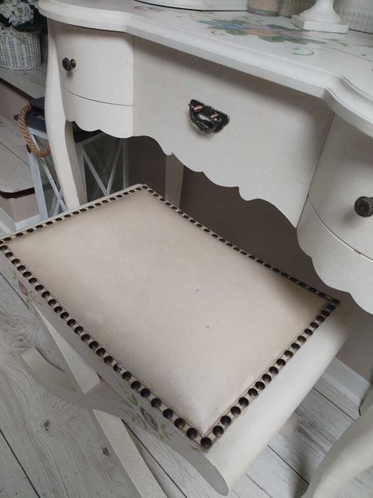 Toaletka Prowansja rękodzieło