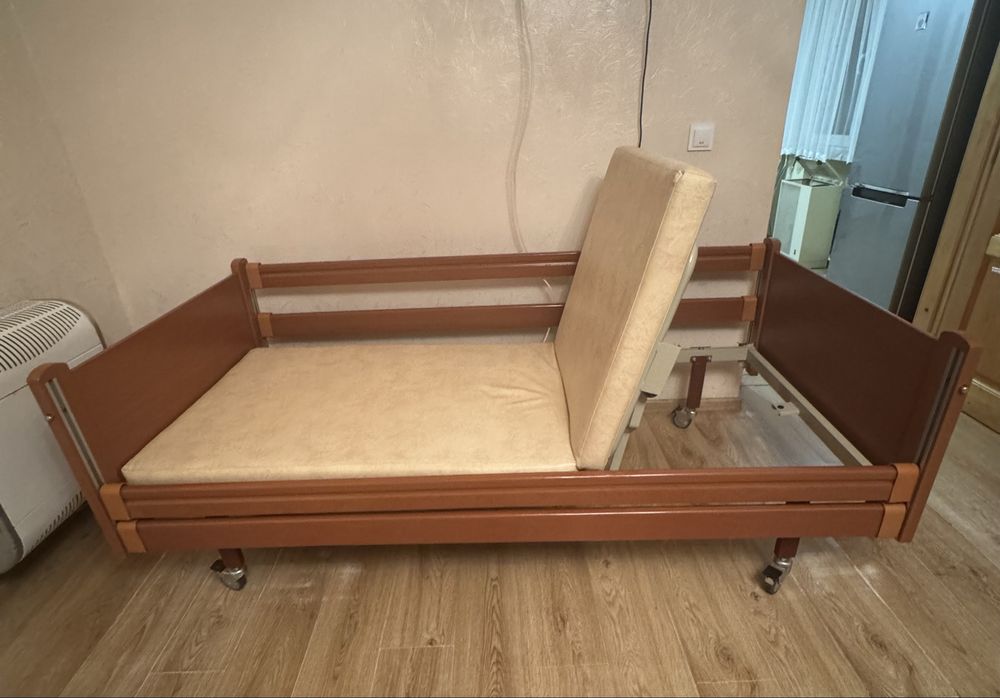 Ліжко багатофункціональне