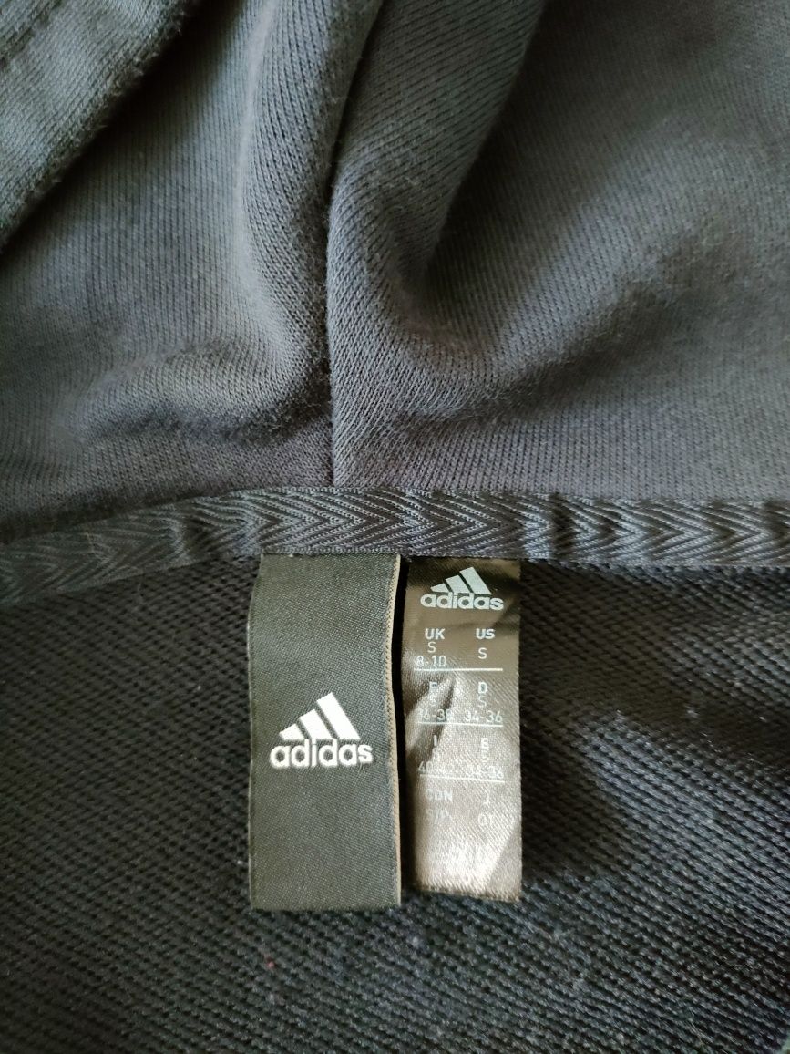 Bluza Adidas oryginalna S.Wymiary są podane.