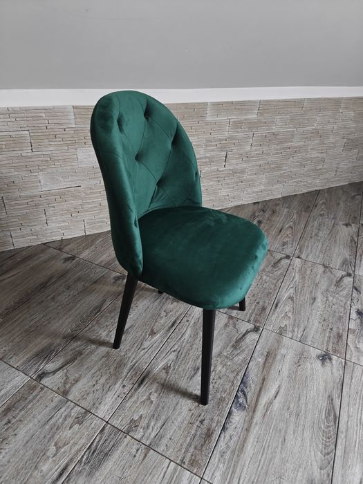 Piękne krzesełko do toaletki, do biurka. Velvet.