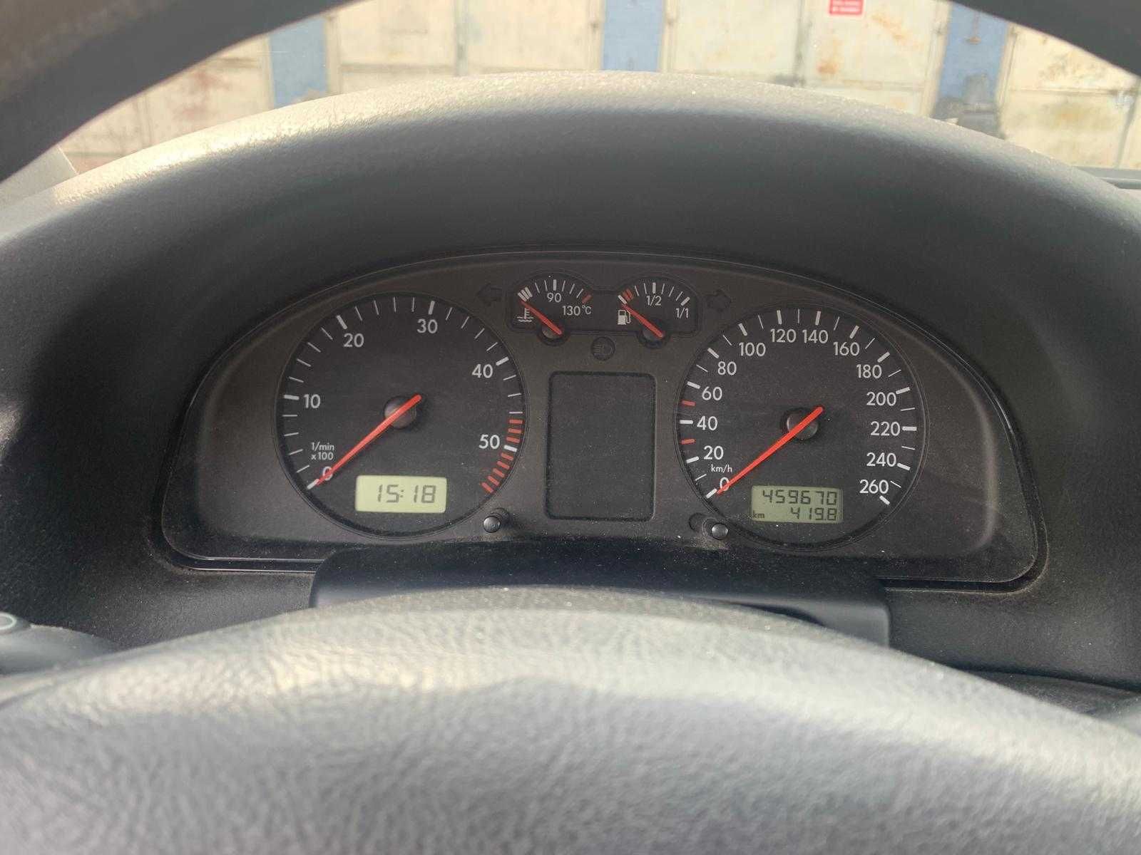 VW Passat 1,9 TDI, 2000r, - w całości lub na części