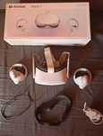 Oculus Quest 2 128 GB z akcesoriami